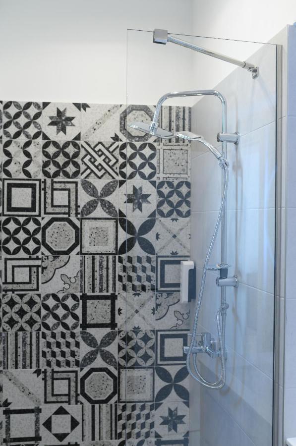 Poppy Downtown Suites Sarajevo Ngoại thất bức ảnh