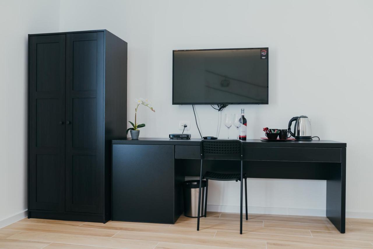 Poppy Downtown Suites Sarajevo Ngoại thất bức ảnh